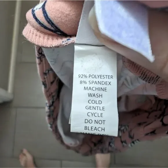 Disney Lularoe Winnie the Pooh Leggings tall and curvy - Picture 5 of 5